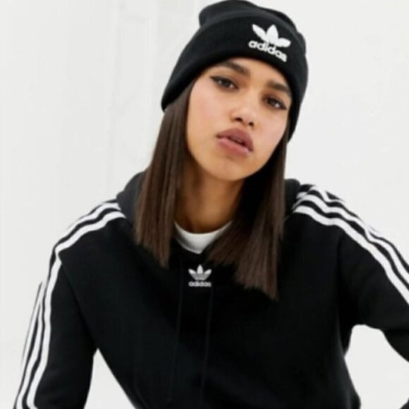 CLASSIC Adidas Trefoil Beanie Black with White Logo - Picture 1 of 11